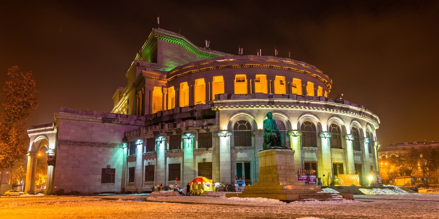 Yerevan: il Teatro dell’Opera 